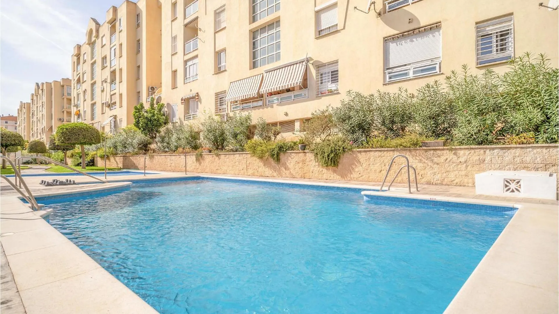 Cozy Apartment With Pool Torremolinos